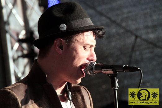 The Talks (UK) Feuerwerk Open Air - Reduit, Mainz-Kastel 25. Juni 2012 (9).JPG